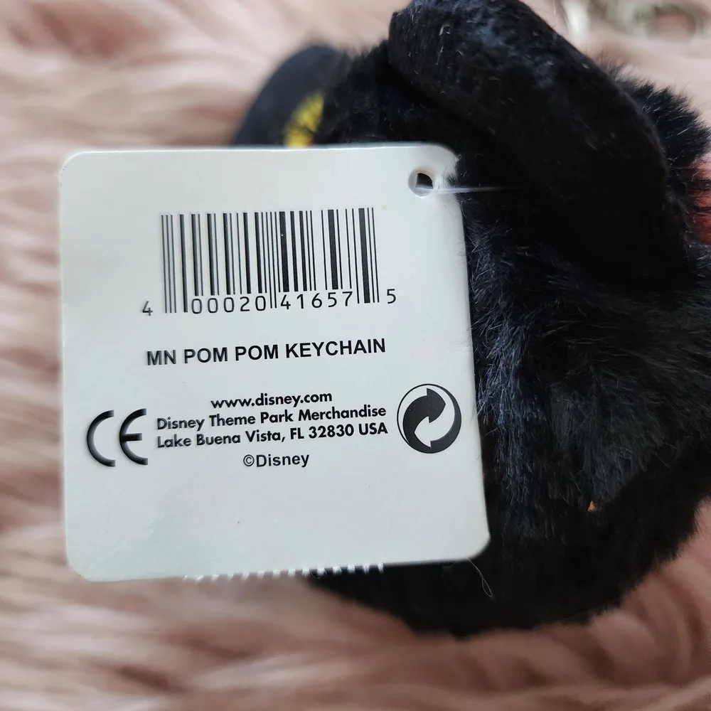 Disney Aulani Minnie Mouse Plush Keychain Hawaii Pom Pom